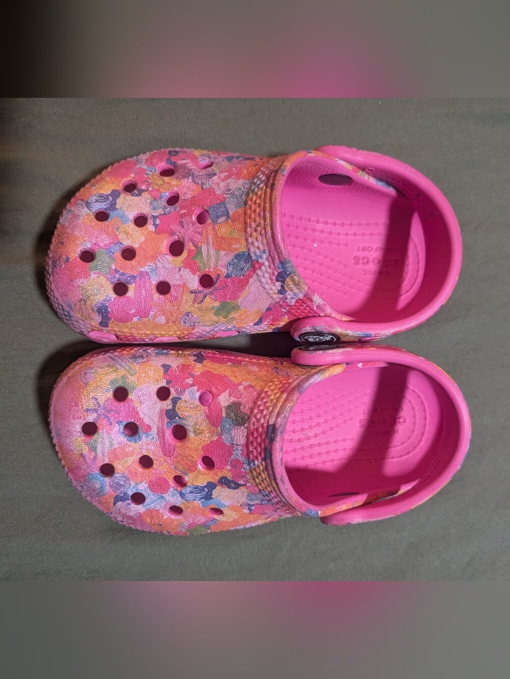 Kids CROCS Classic Hyper Real Pink Multi Color Size C 8